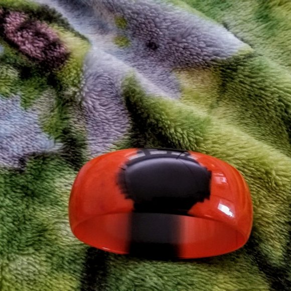 Vintage Lucite Bangle Orange & Black Best Plastics + Orange Bakelite Bangle - Picture 7 of 12